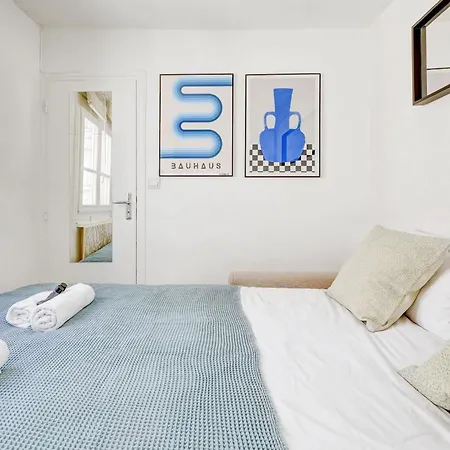 Au Coeur De Saint-germain-des-pres Apartment